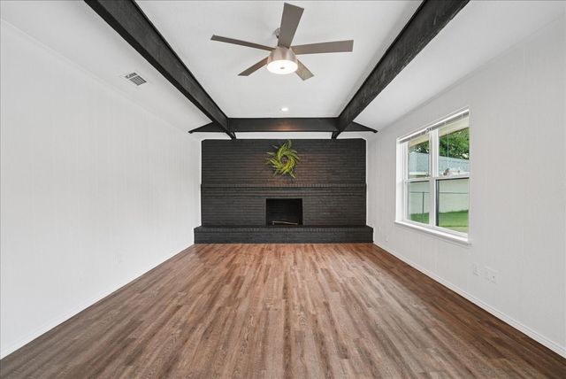 236 Charles Street, Desoto, TX 75115