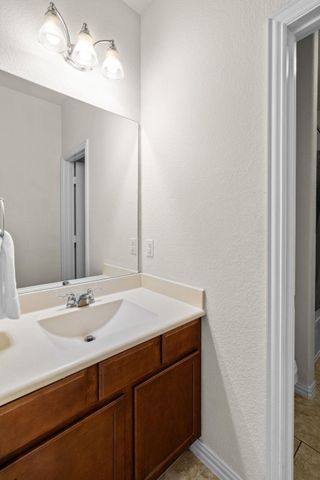 1104 Arvada DR, Leander, TX 78641