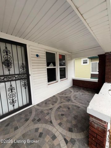 635 Cecil Ave, Louisville, KY 40211