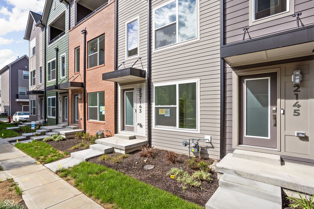 2143 Coretta Way, Indianapolis, IN 46202