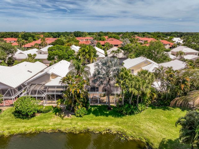 264 W Canterbury Dr W W, Palm Beach Gardens, FL 33418