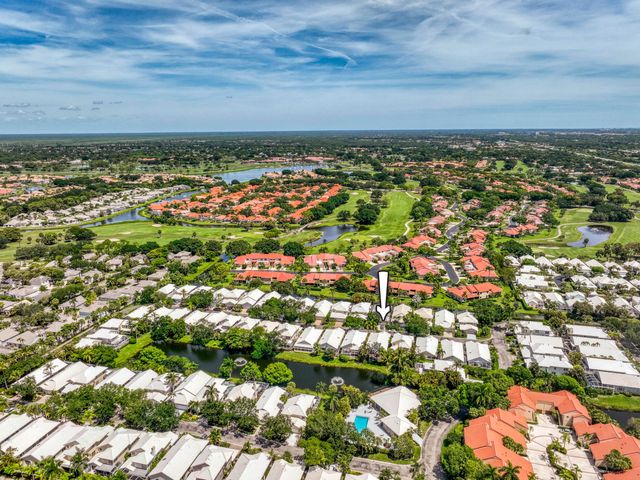 264 W Canterbury Dr W W, Palm Beach Gardens, FL 33418