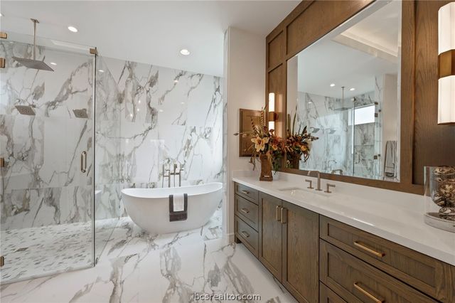 5105 Miramont Circle, Bryan, TX 77802