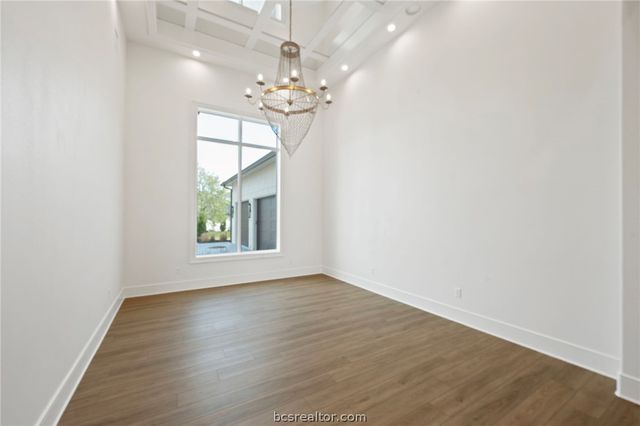 5105 Miramont Circle, Bryan, TX 77802