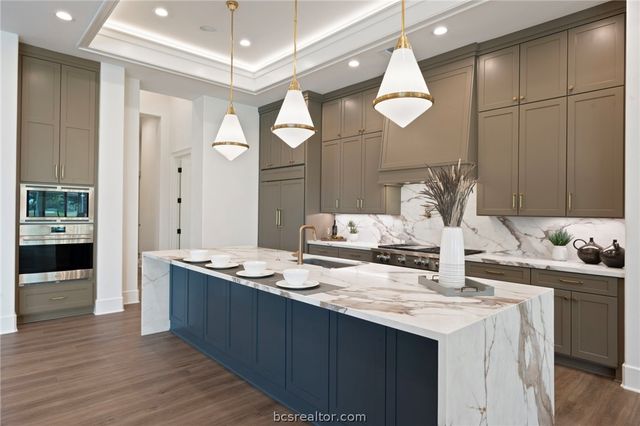 5105 Miramont Circle, Bryan, TX 77802