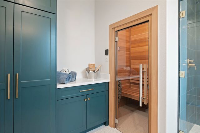 5105 Miramont Circle, Bryan, TX 77802