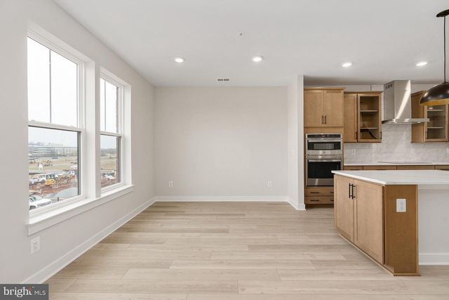 44582 STRABANE TER, Ashburn, VA 20147