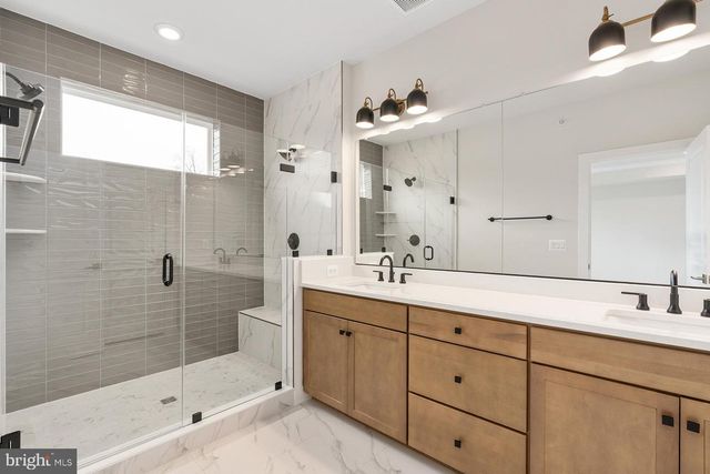 44582 STRABANE TER, Ashburn, VA 20147