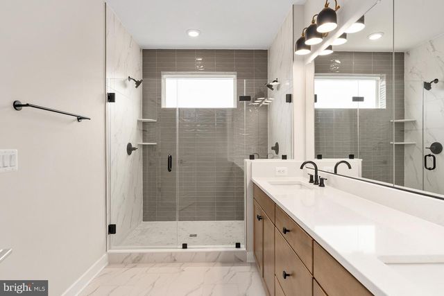 44582 STRABANE TER, Ashburn, VA 20147