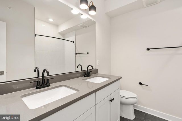 44582 STRABANE TER, Ashburn, VA 20147