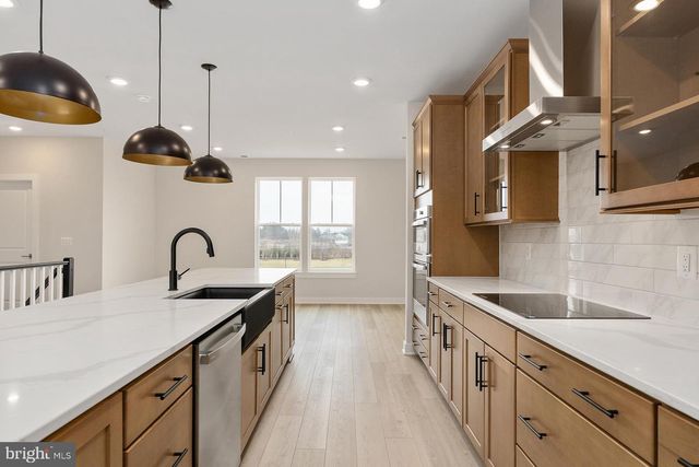 44582 STRABANE TER, Ashburn, VA 20147