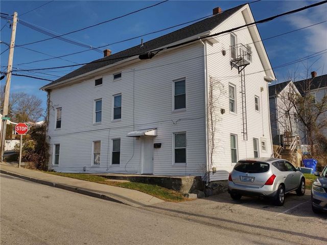 37 Wakefield Street 39, West Warwick, RI 02893