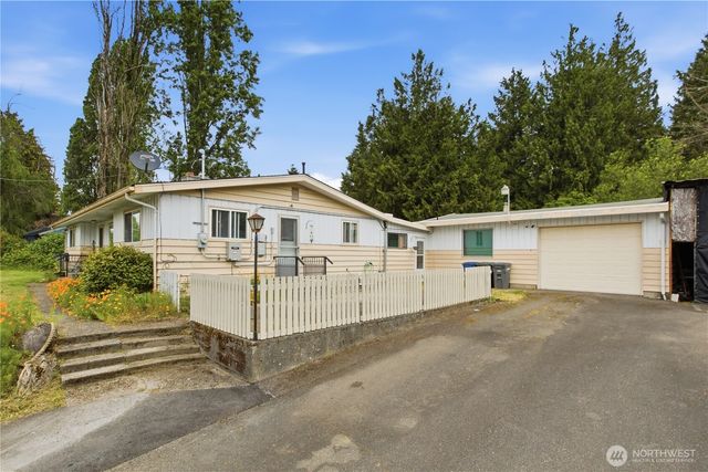 22616 24th Avenue S, Des Moines, WA 98198