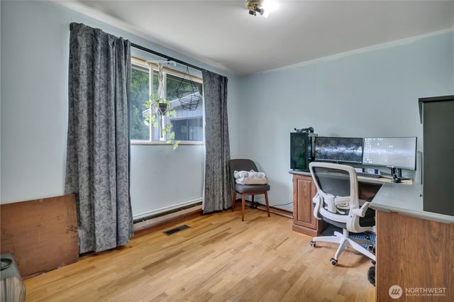 22616 24th Avenue S, Des Moines, WA 98198