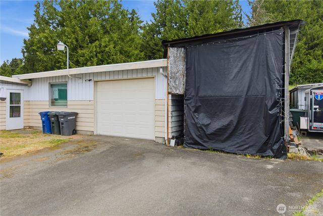 22616 24th Avenue S, Des Moines, WA 98198