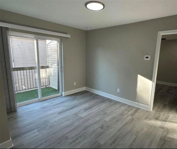 9707 Richmond Avenue 74, Houston, TX 77042