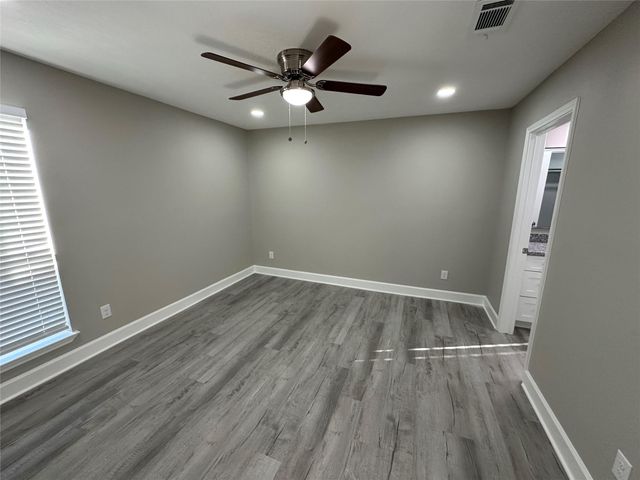 9707 Richmond Avenue 74, Houston, TX 77042