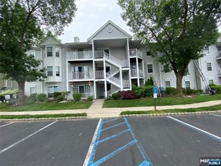 643 Plum Terrace, Mahwah, NJ 07430