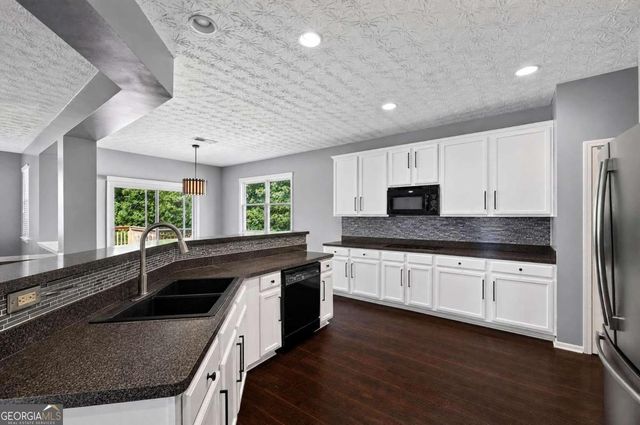 2931 Edgewater Street SW, Atlanta, GA 30331