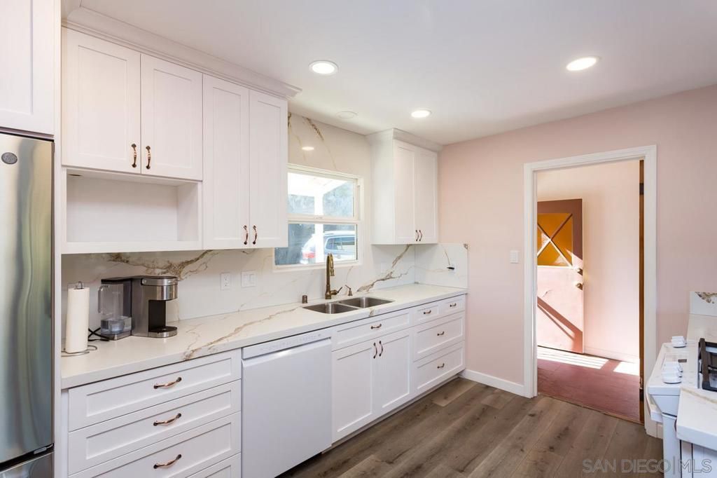 Image 10 of property listing at 2019 Avenida Penasco, El Cajon, CA 92019