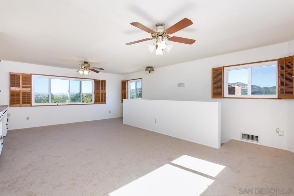 Image 17 of property listing at 2019 Avenida Penasco, El Cajon, CA 92019