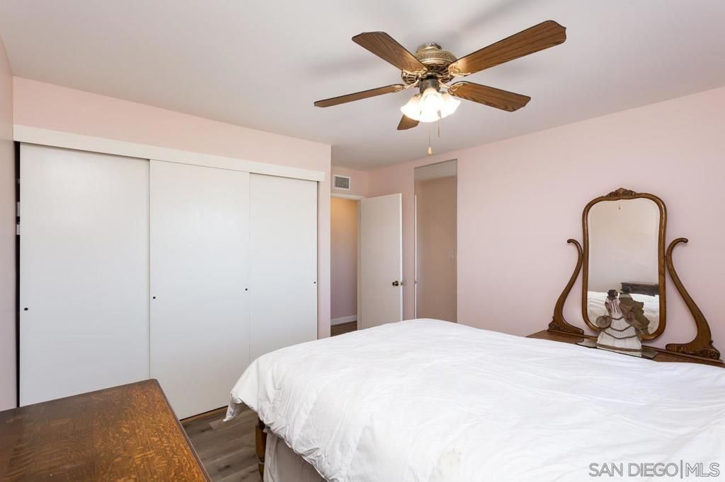 Image 23 of property listing at 2019 Avenida Penasco, El Cajon, CA 92019