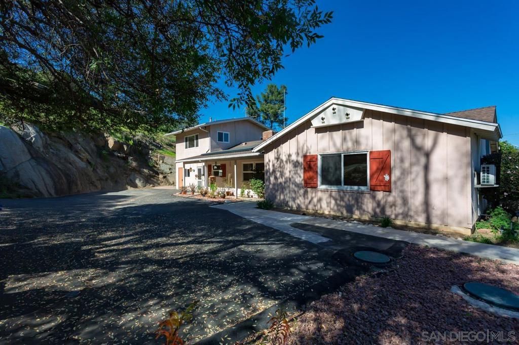 Image 35 of property listing at 2019 Avenida Penasco, El Cajon, CA 92019