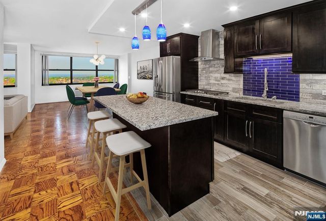 7004 Kennedy Boulevard 38A, Guttenberg, NJ 07093