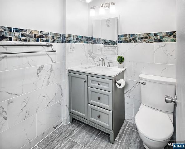 7004 Kennedy Boulevard 38A, Guttenberg, NJ 07093