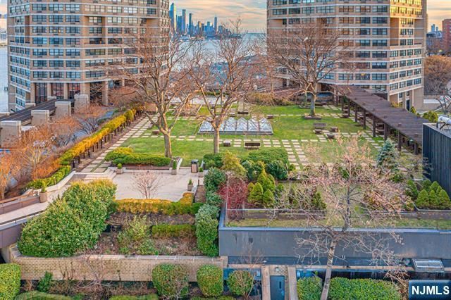 7004 Kennedy Boulevard 38A, Guttenberg, NJ 07093