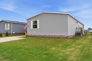 58520 Brookside Drive, Lenox Twp, MI 48048
