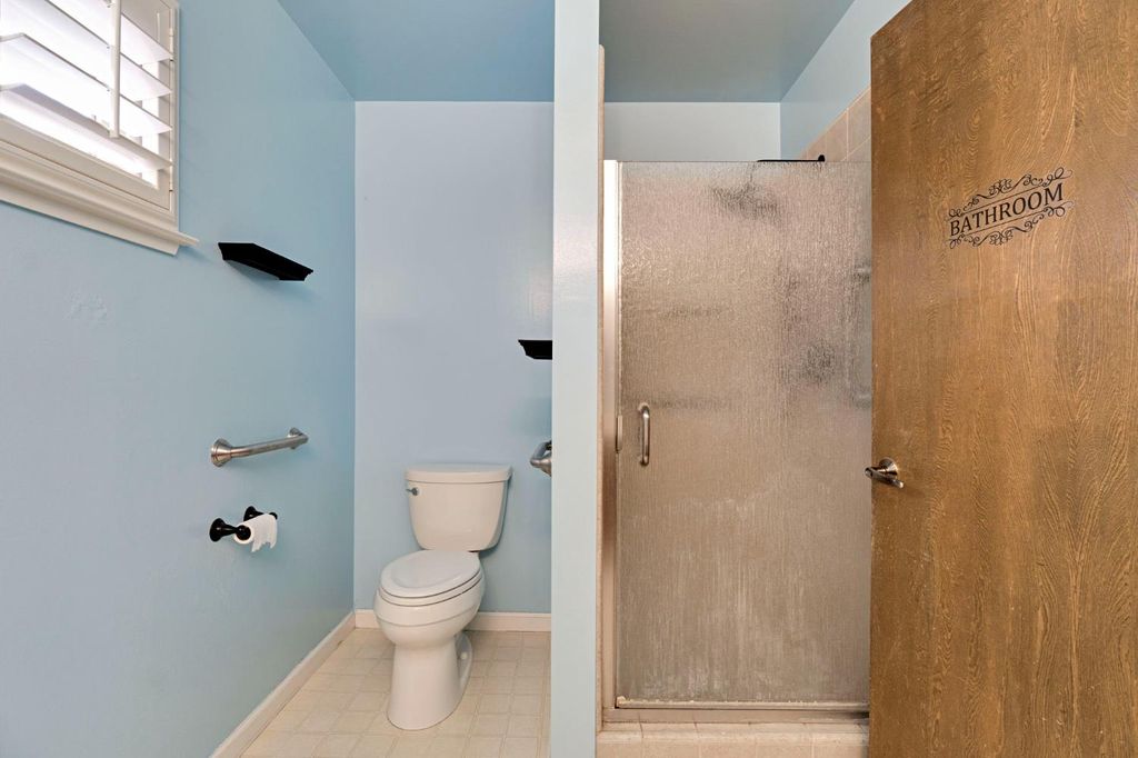 Image 26 of property listing at 2130 N Garden Avenue, Fresno, CA 93703