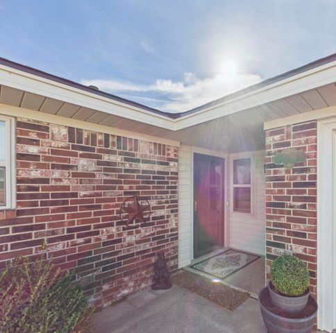 2735 N CHEROKEE Drive, Pampa, TX 79065