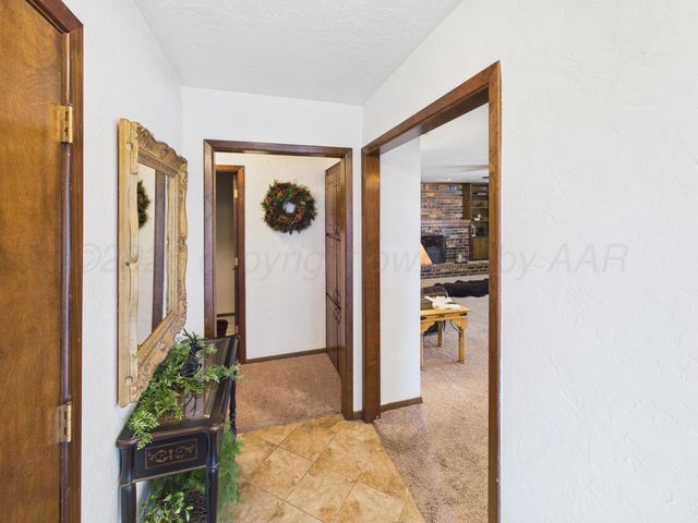 2735 N CHEROKEE Drive, Pampa, TX 79065