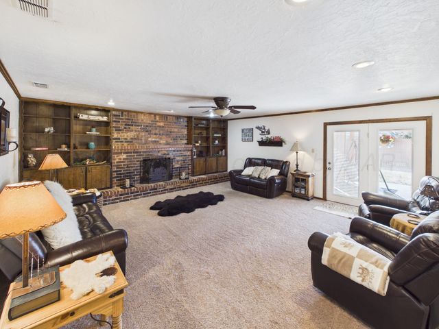 2735 N CHEROKEE Drive, Pampa, TX 79065