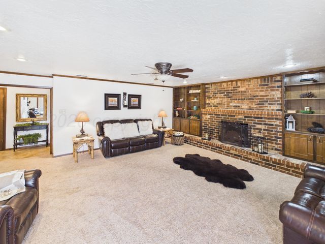 2735 N CHEROKEE Drive, Pampa, TX 79065