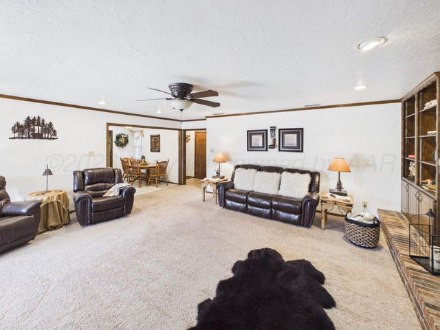 2735 N CHEROKEE Drive, Pampa, TX 79065