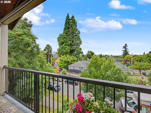 5734 N MONTANA Ave 5, Portland, OR 97217