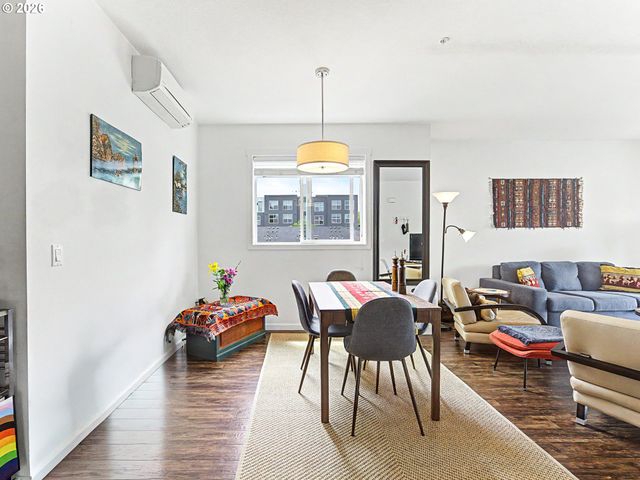 5734 N MONTANA Ave 5, Portland, OR 97217