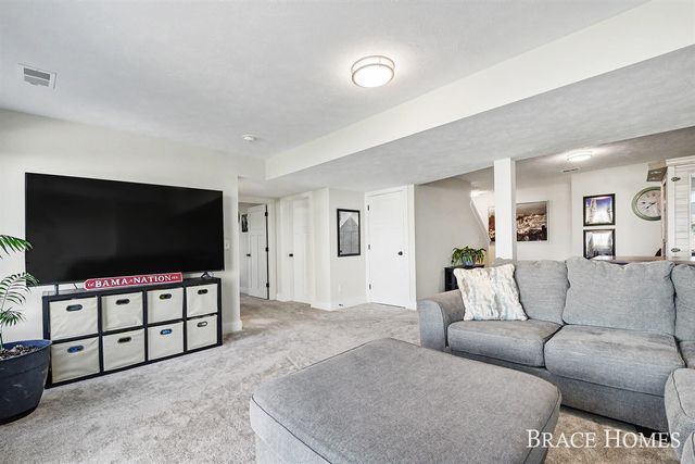 8325 Cooks Corner Drive, Byron Center, MI 49315