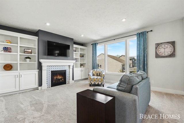 8325 Cooks Corner Drive, Byron Center, MI 49315