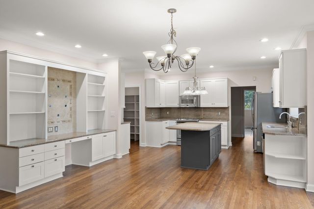 1500 Nelson Drive, Chesterton, IN 46304