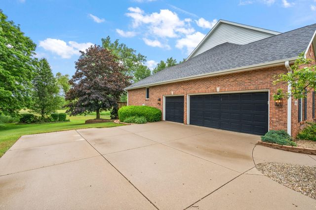 1500 Nelson Drive, Chesterton, IN 46304