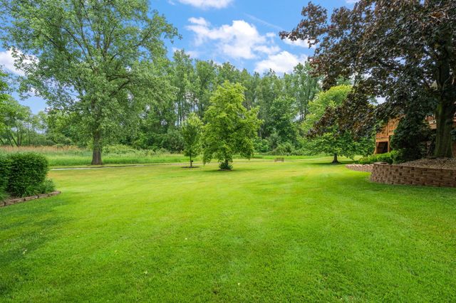1500 Nelson Drive, Chesterton, IN 46304
