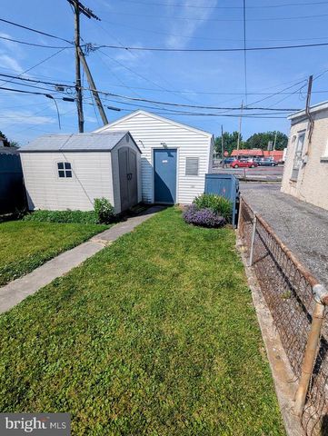 418 FAIRVIEW ST, Reading, PA 19605