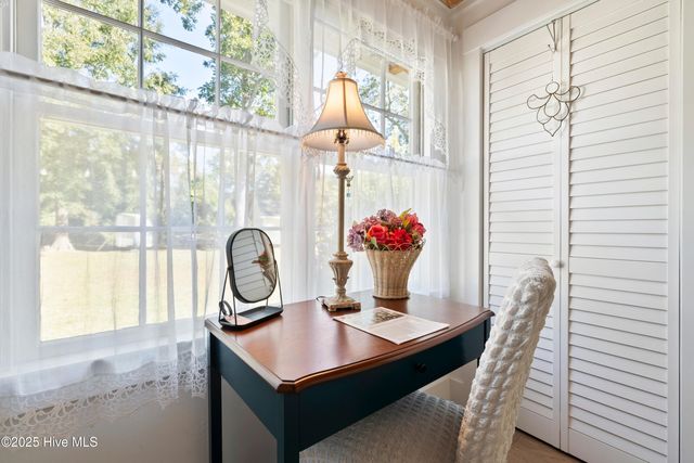 204 Lakeshore Drive, Lake Waccamaw, NC 28450