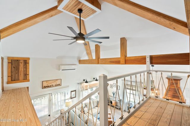 204 Lakeshore Drive, Lake Waccamaw, NC 28450