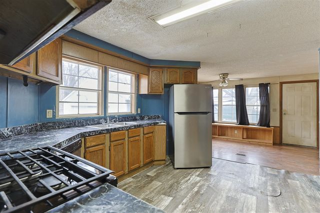 60123 Dailey Road, Dowagiac, MI 49047