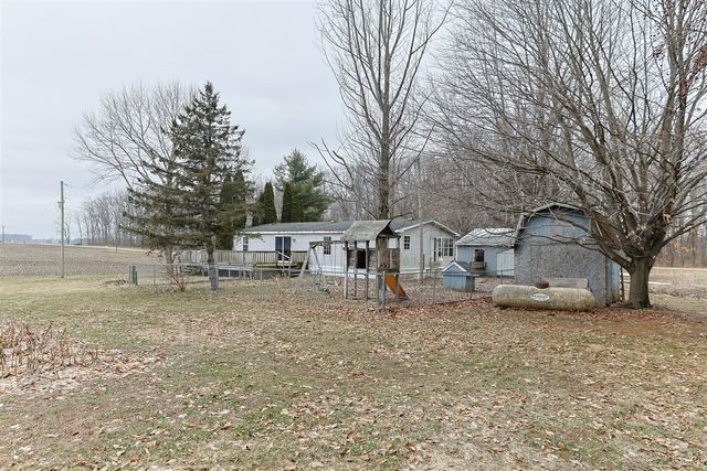 60123 Dailey Road, Dowagiac, MI 49047