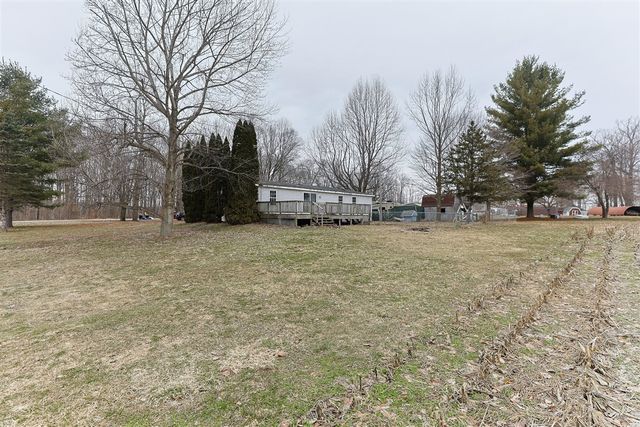 60123 Dailey Road, Dowagiac, MI 49047